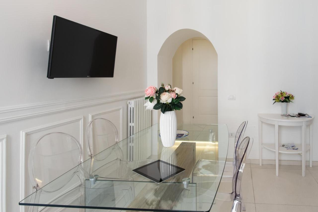 Relais Mareluna - Luxury Apartments Salerno Ngoại thất bức ảnh
