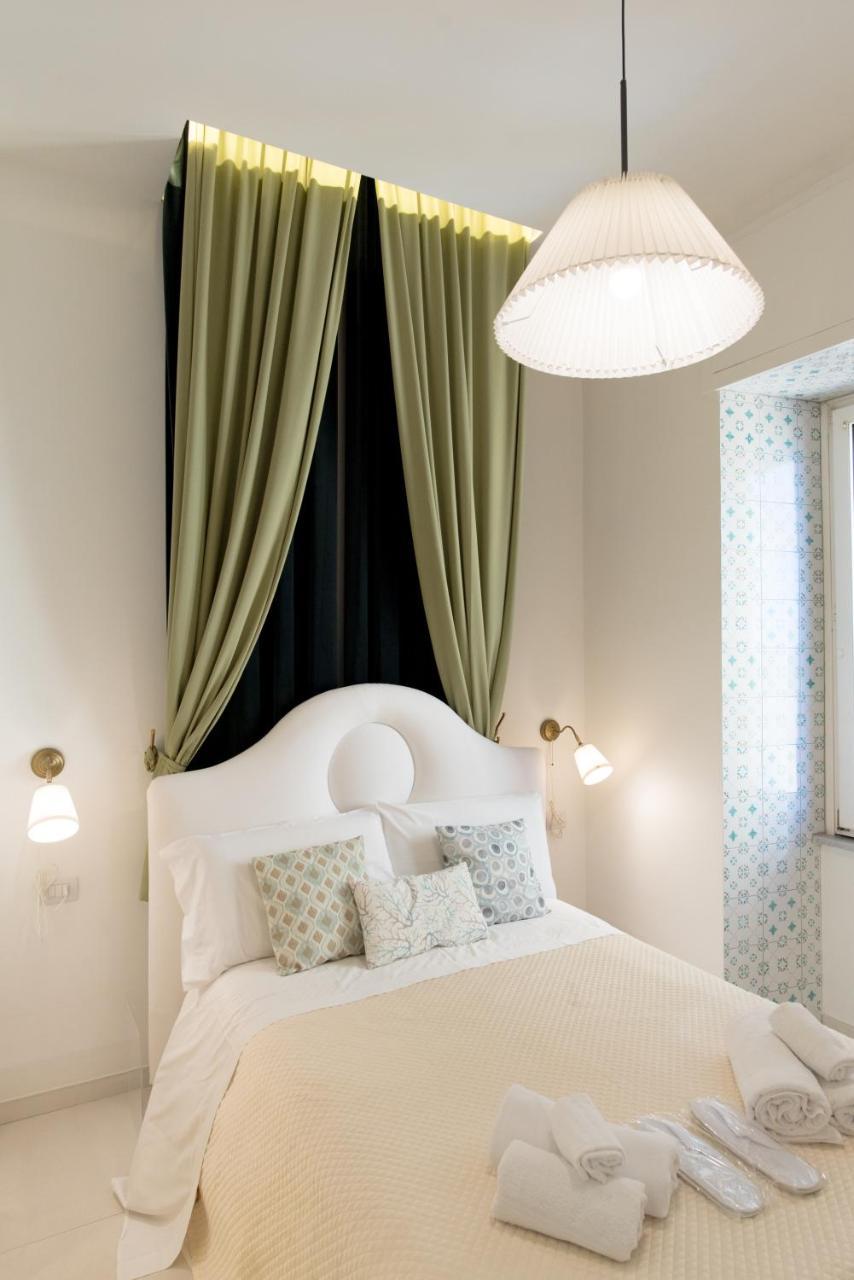 Relais Mareluna - Luxury Apartments Salerno Ngoại thất bức ảnh