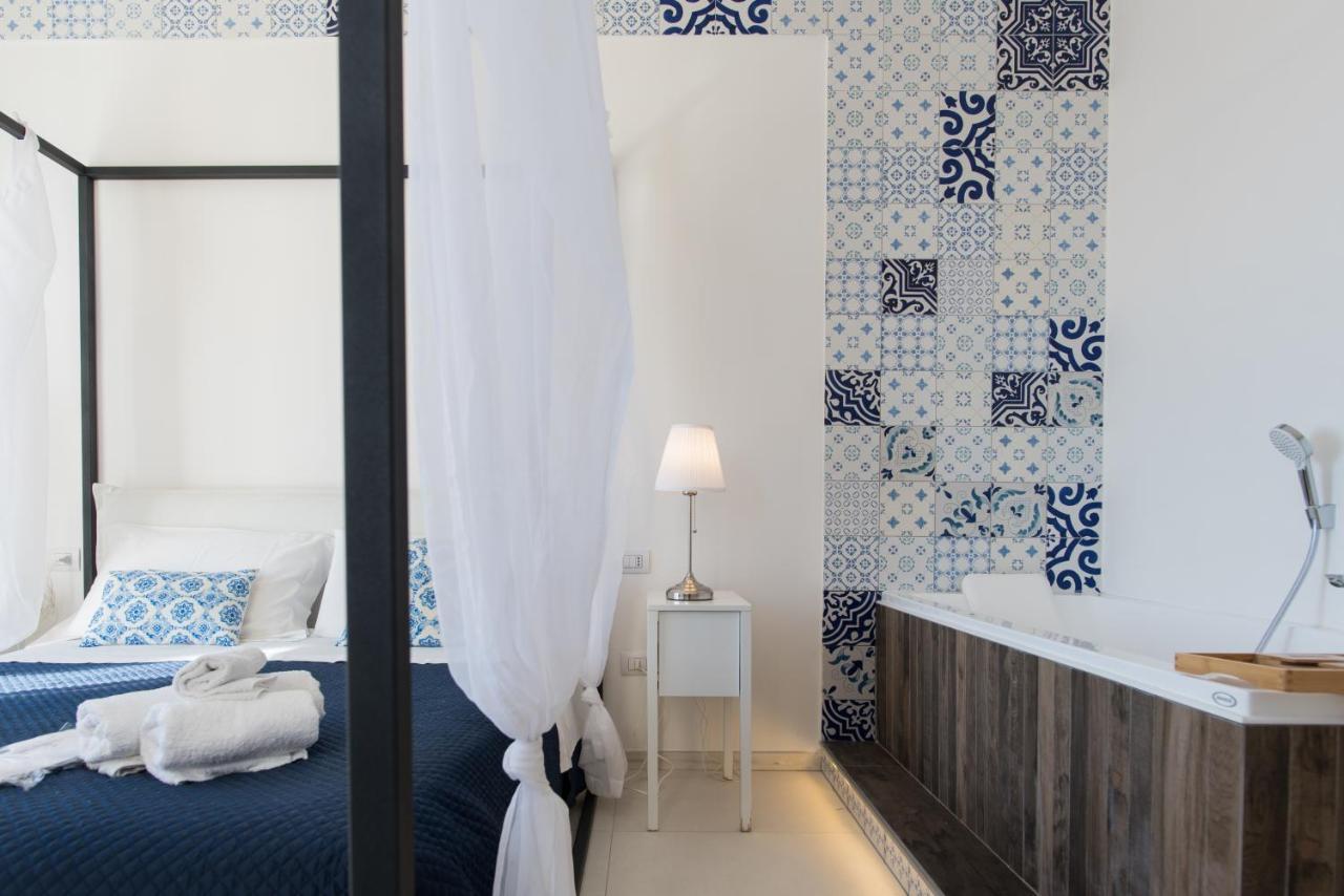 Relais Mareluna - Luxury Apartments Salerno Ngoại thất bức ảnh